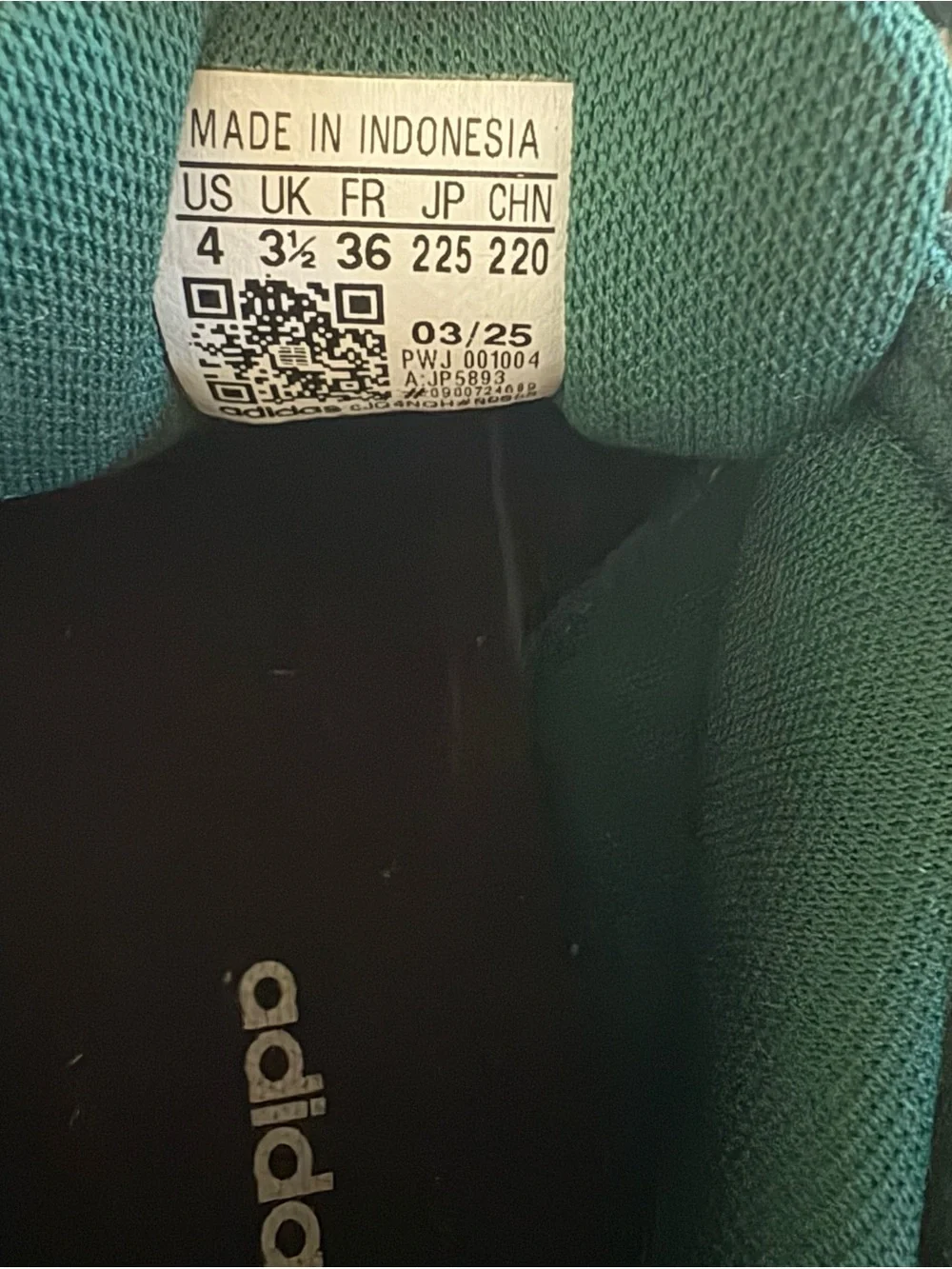 adidas Kids Campus Sneaker in Teal and White